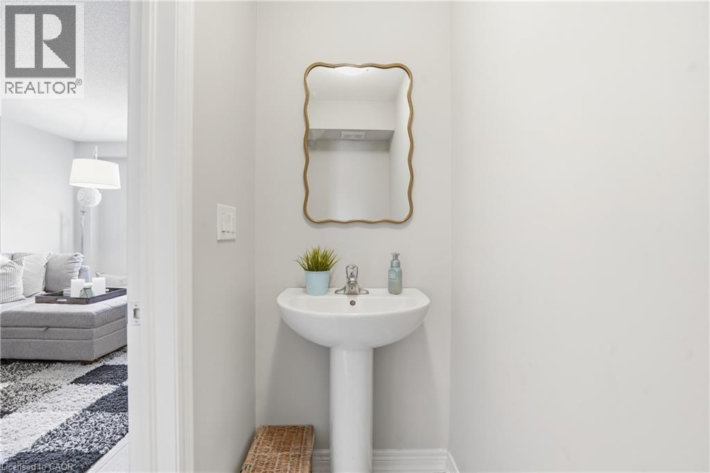 6118 Kelsey Crescent Unit# 49, Niagara Falls, Ontario  L2H 0M6 - Photo 11 - 40819607