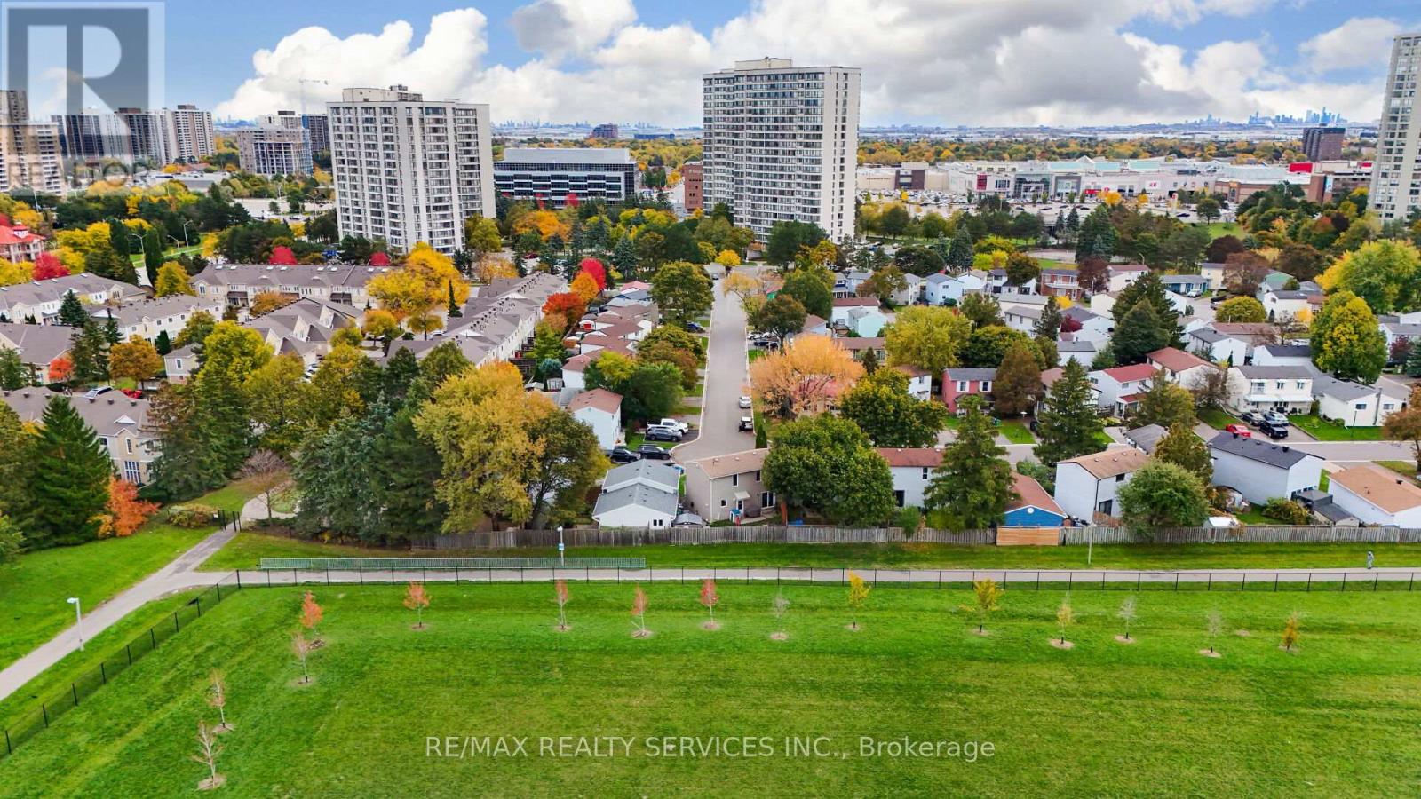 31 Huntingwood Crescent, Brampton, Ontario  L6S 1S5 - Photo 48 - W12982548