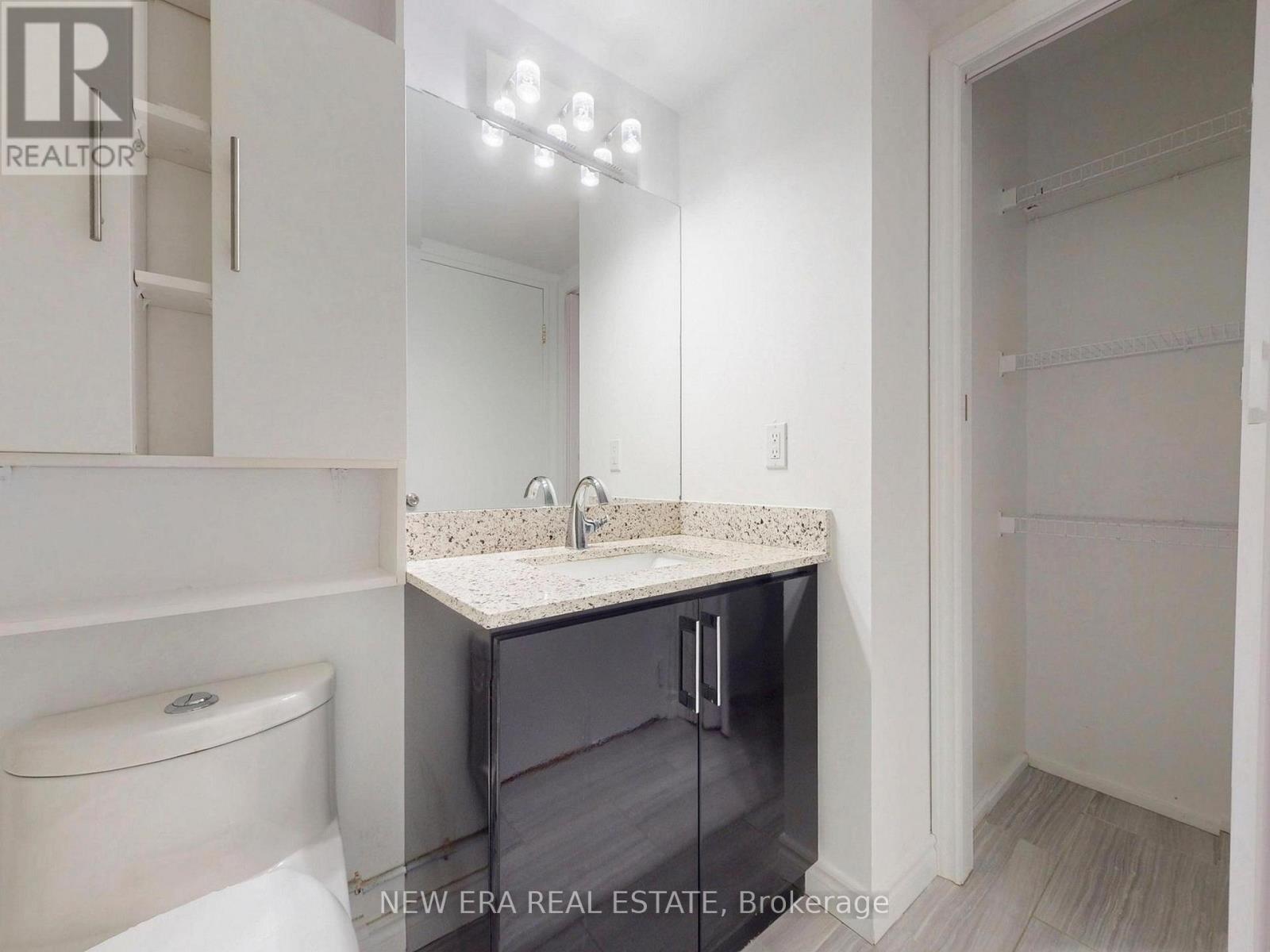 409 - 115 Hillcrest Avenue, Mississauga, Ontario  L5B 3Y9 - Photo 20 - W12982558