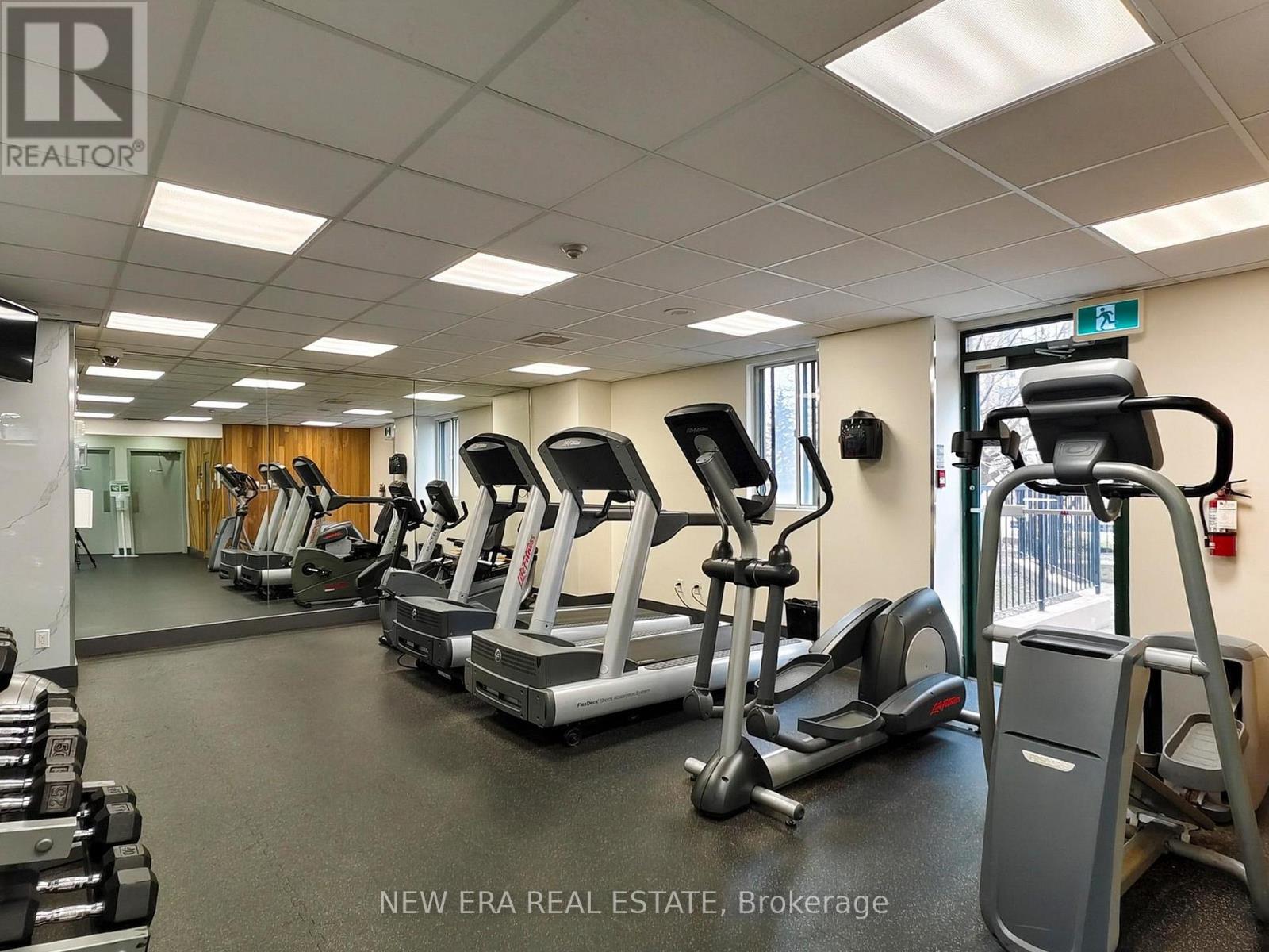 409 - 115 Hillcrest Avenue, Mississauga, Ontario  L5B 3Y9 - Photo 25 - W12982558