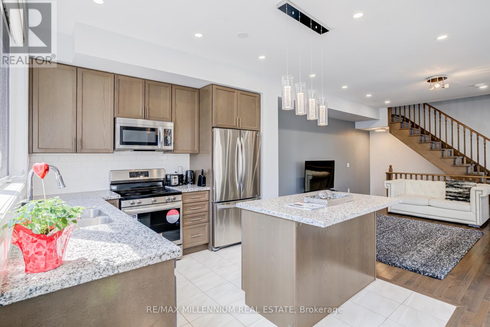 3058 Blacktusk Common, Oakville (Jm Joshua Meadows), Ontario  L6H 0R9 - Photo 19 - W12982568