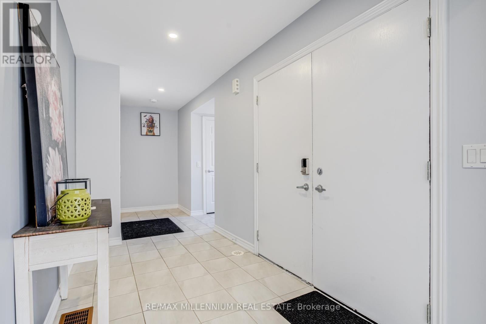 3058 Blacktusk Common, Oakville (Jm Joshua Meadows), Ontario  L6H 0R9 - Photo 7 - W12982568