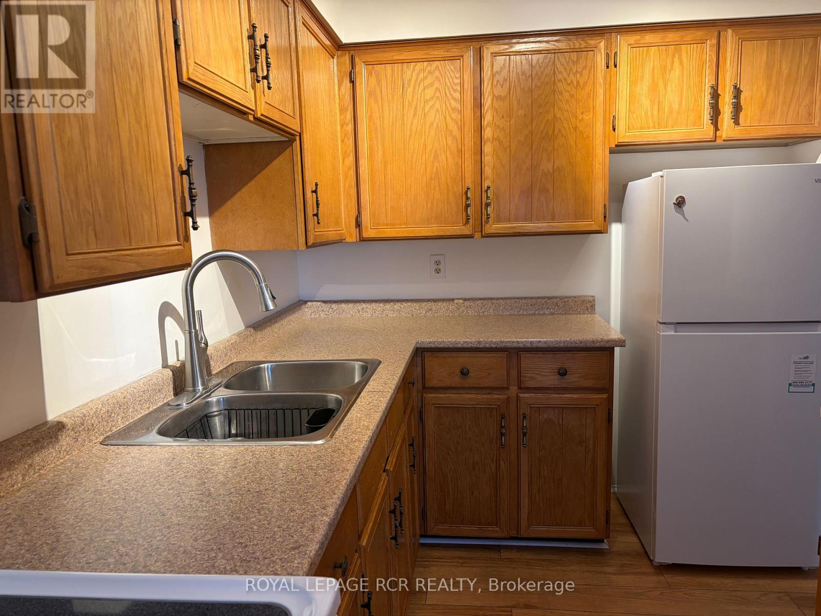 602 - 8 Fead Street, Orangeville, Ontario  L9W 3X4 - Photo 5 - W12982596