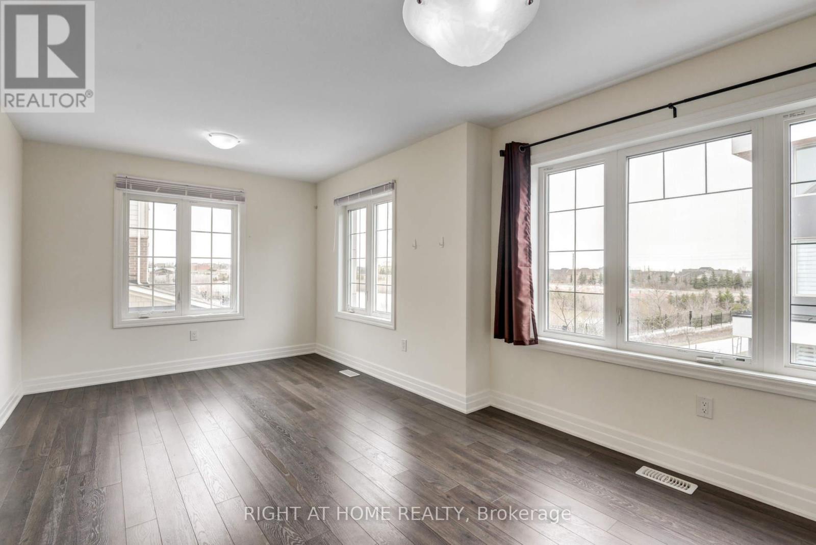 36 - 3002 Preserve Drive, Oakville, Ontario  L6M 0Y6 - Photo 13 - W12982600