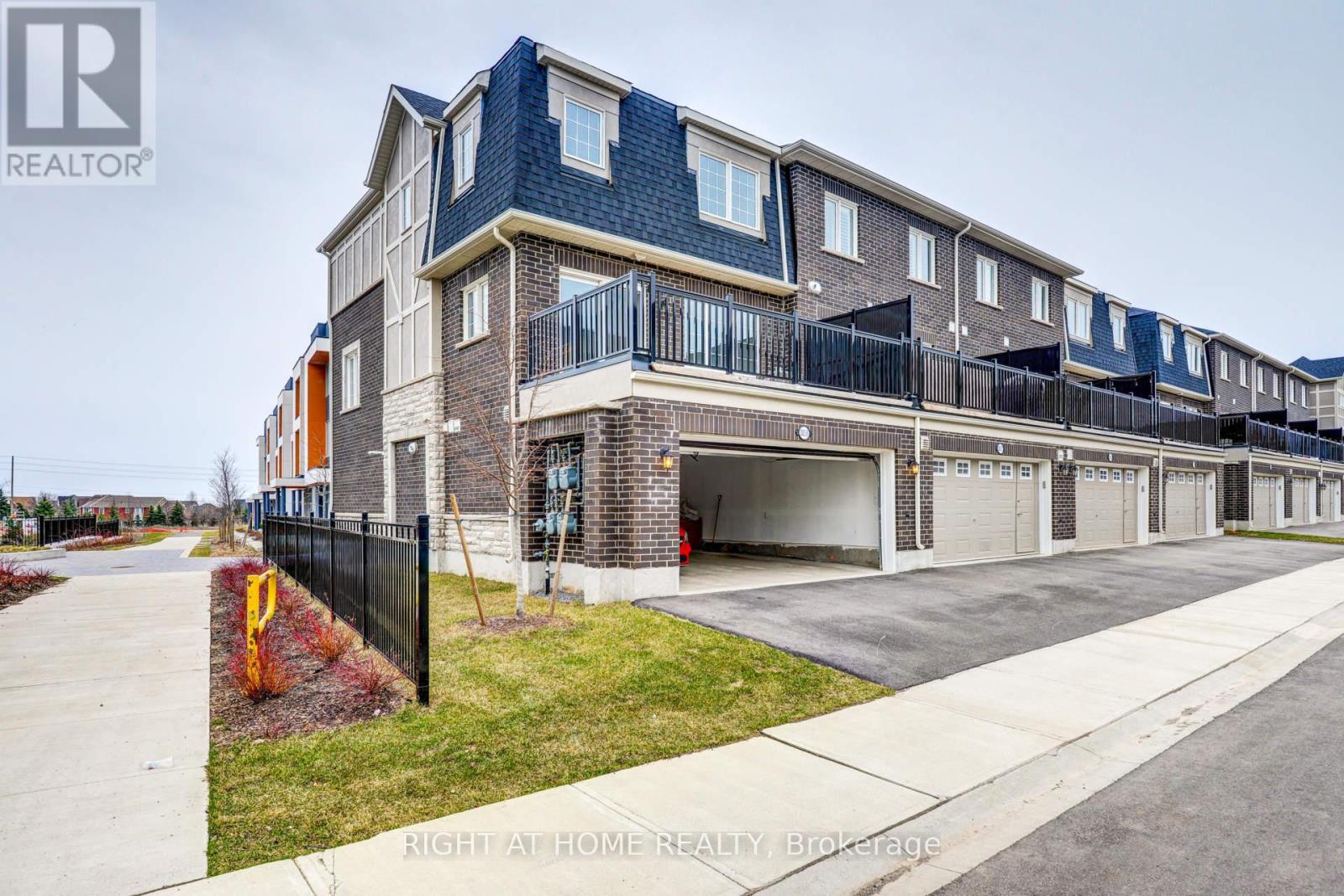 36 - 3002 Preserve Drive, Oakville, Ontario  L6M 0Y6 - Photo 41 - W12982600