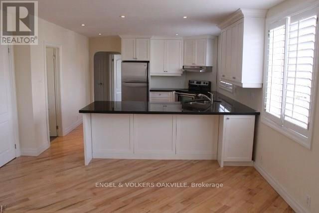 2 - 84 Reynolds Street, Oakville, Ontario  L6J 3K2 - Photo 14 - W12982648