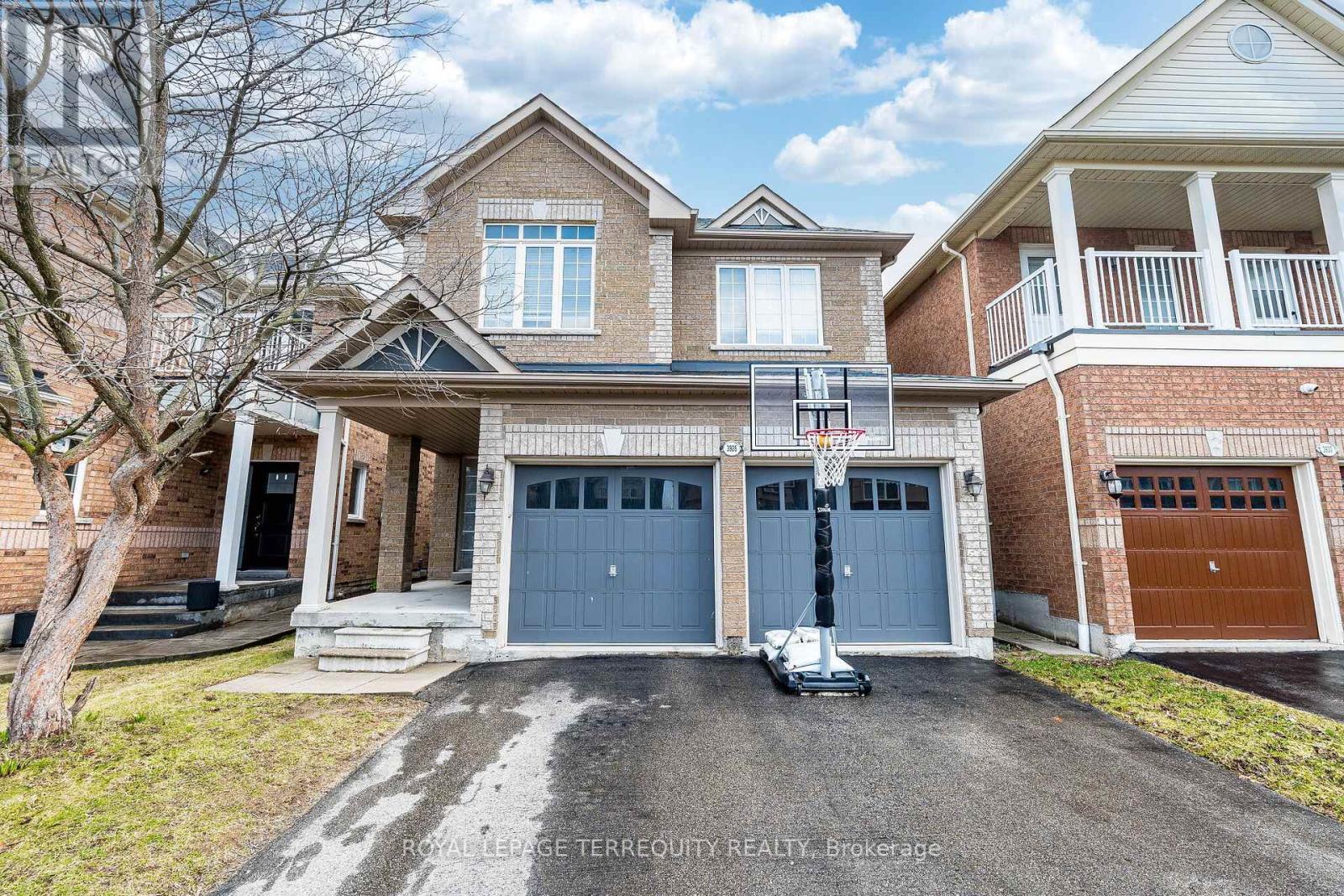 3926 CANDLELIGHT DRIVE, Mississauga, Ontario