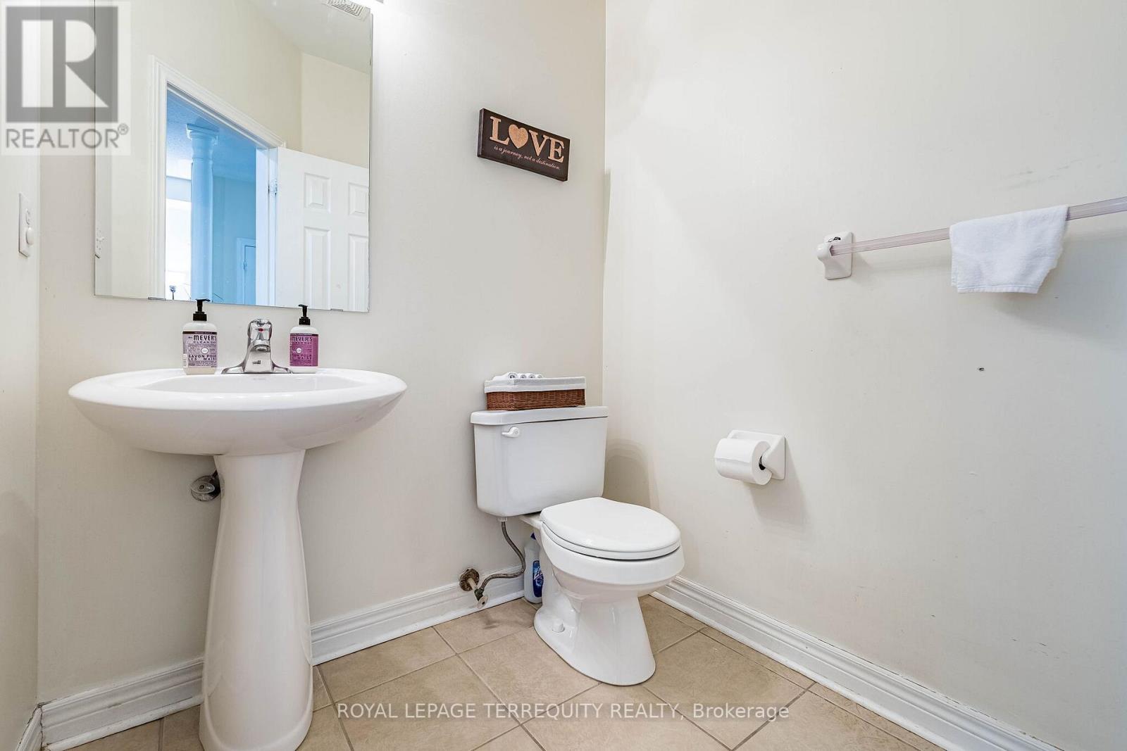 3926 Candlelight Drive, Mississauga, Ontario  L5M 8B3 - Photo 29 - W12982650