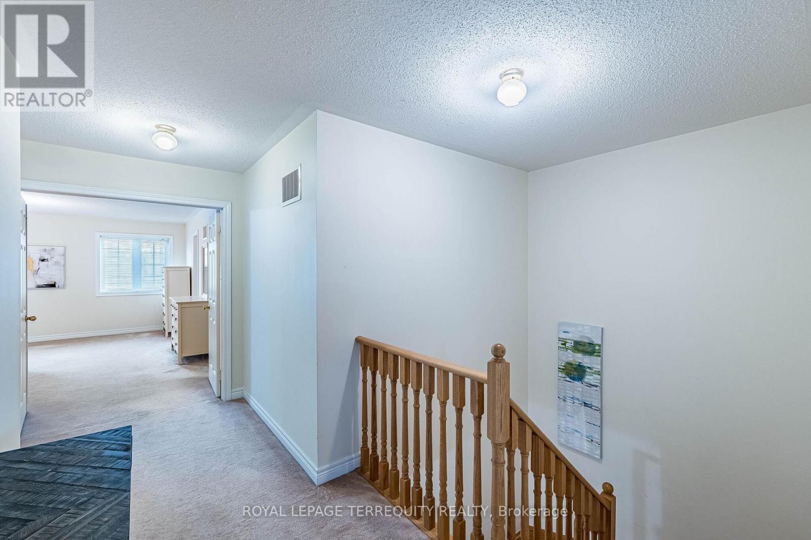 3926 Candlelight Drive, Mississauga, Ontario  L5M 8B3 - Photo 34 - W12982650