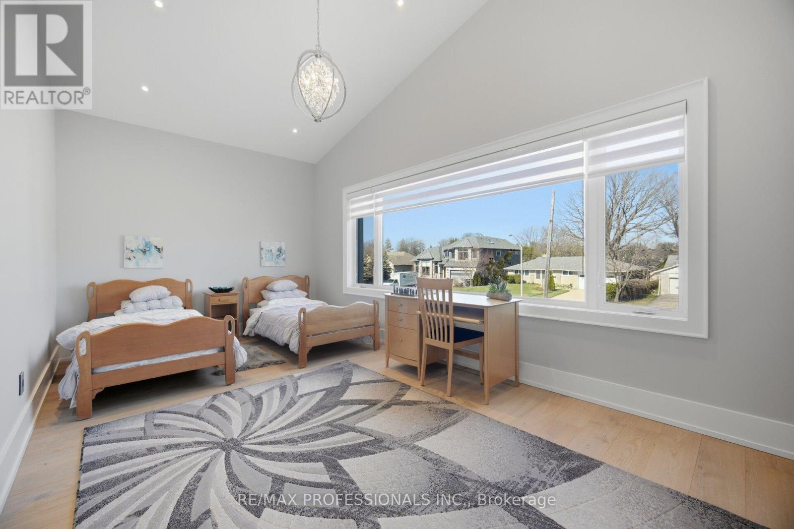 466 The Kingsway, Toronto, Ontario  M9A 3W4 - Photo 29 - W12982662