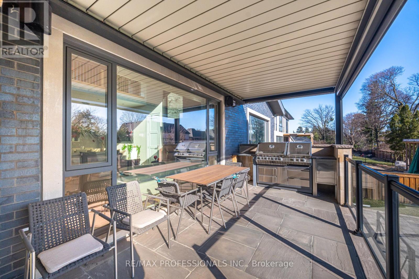 466 The Kingsway, Toronto, Ontario  M9A 3W4 - Photo 48 - W12982662