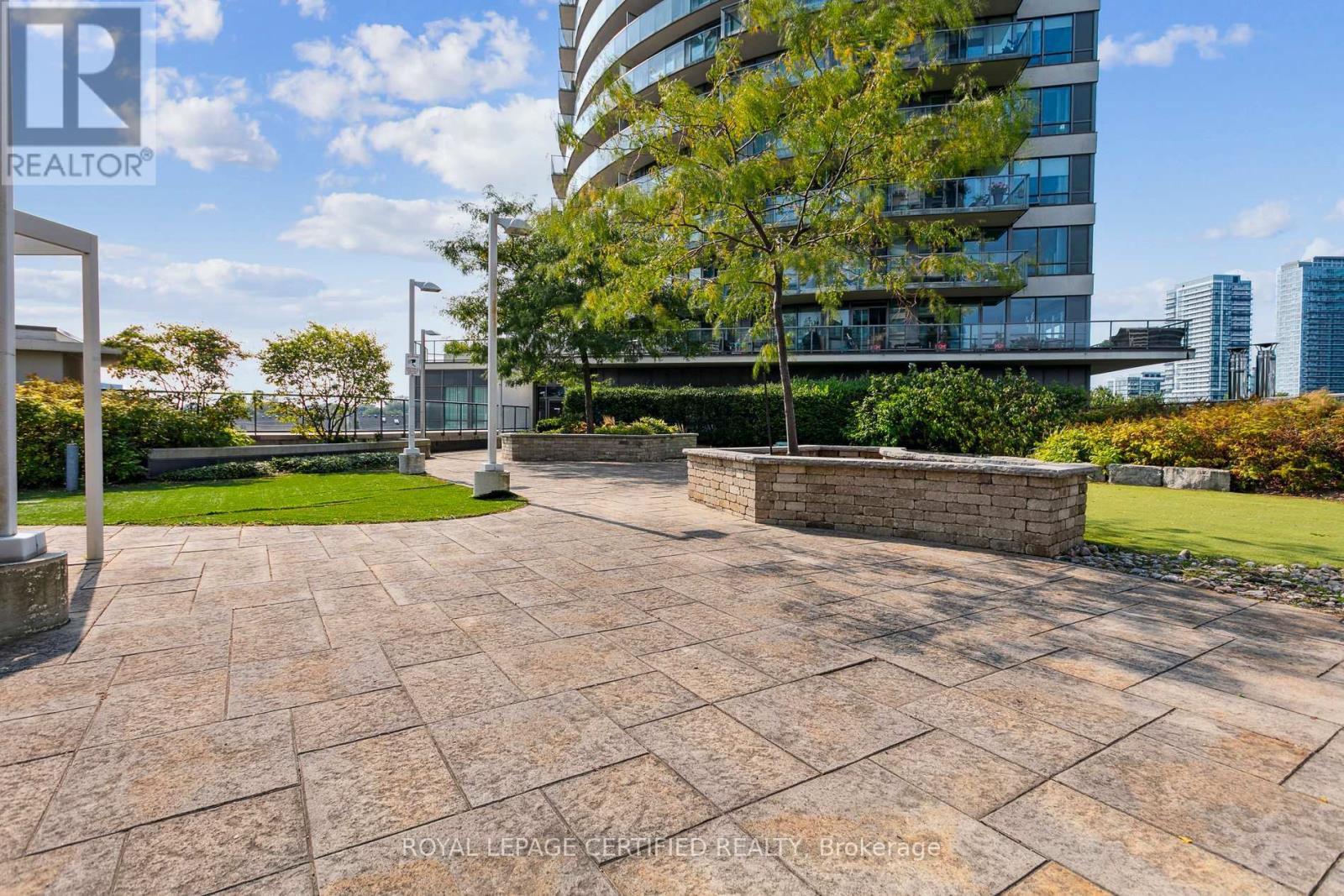 1208 - 2240 Lakeshore Boulevard W, Toronto, Ontario  M8V 0B1 - Photo 32 - W12982668