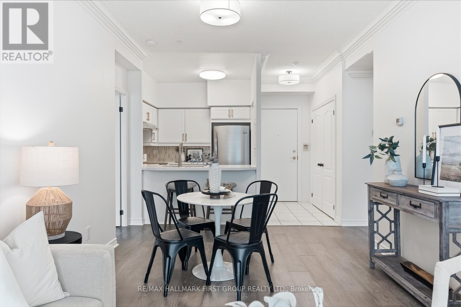 705 - 2111 Lake Shore Boulevard W, Toronto, Ontario  M8V 4B2 - Photo 11 - W12982672