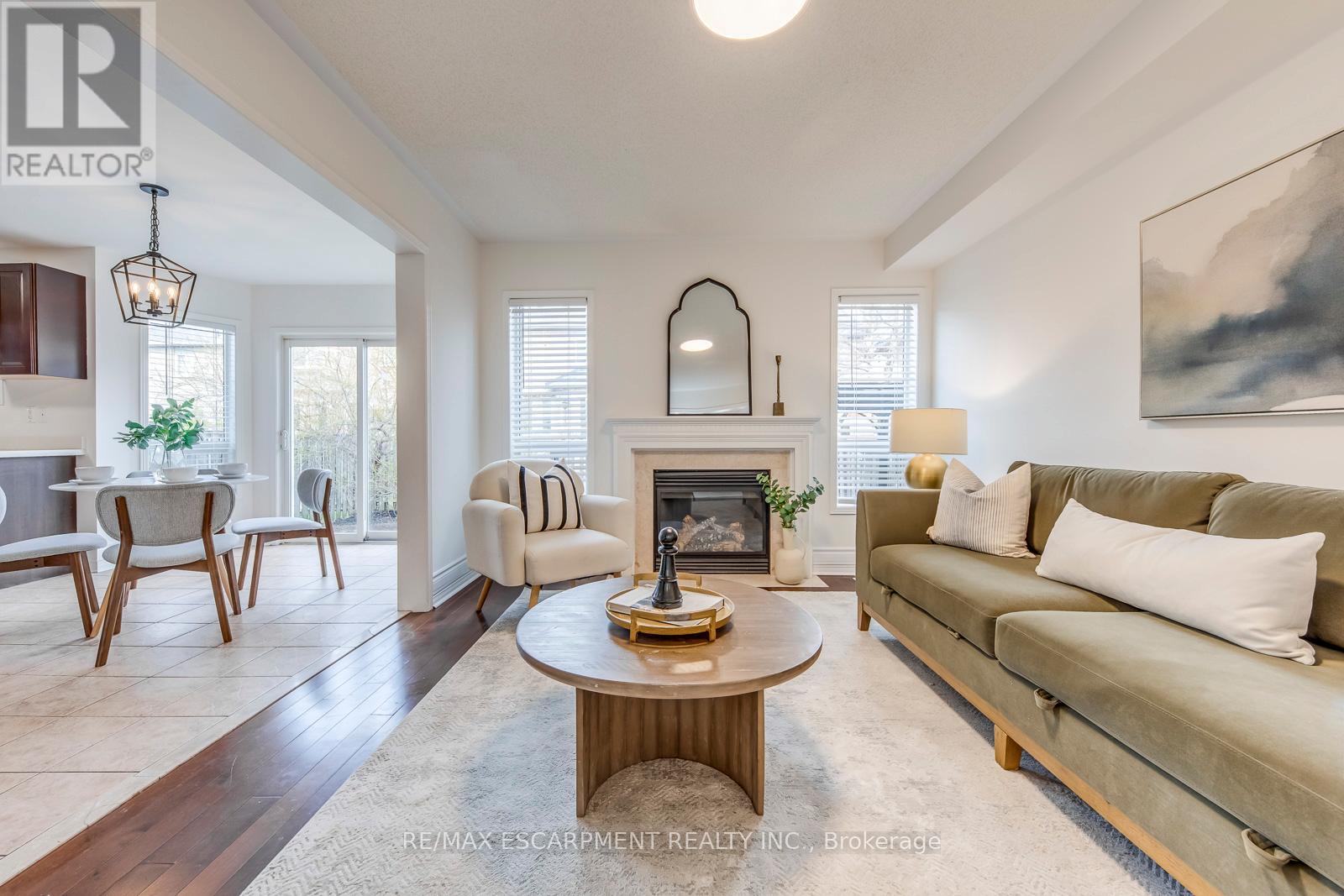 5811 Page Crescent, Burlington, Ontario  L7L 7N9 - Photo 16 - W12982682