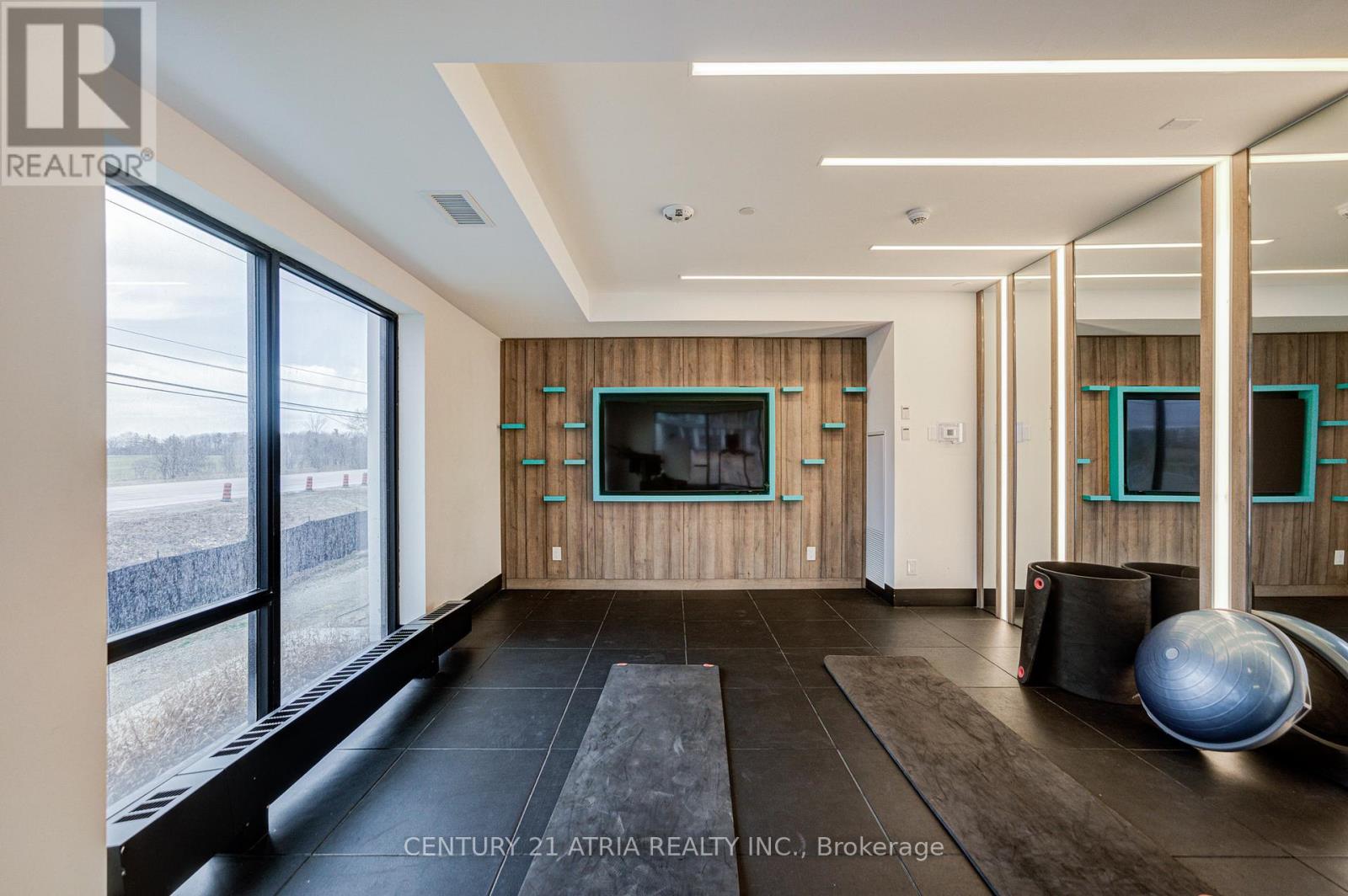 101 - 335 Wheat Boom Drive, Oakville, Ontario  L6H 7Y1 - Photo 36 - W12982712