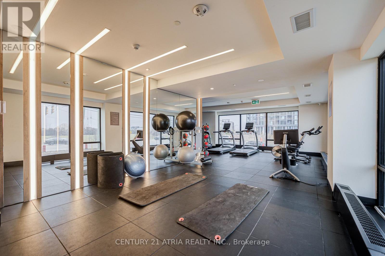 101 - 335 Wheat Boom Drive, Oakville, Ontario  L6H 7Y1 - Photo 37 - W12982712