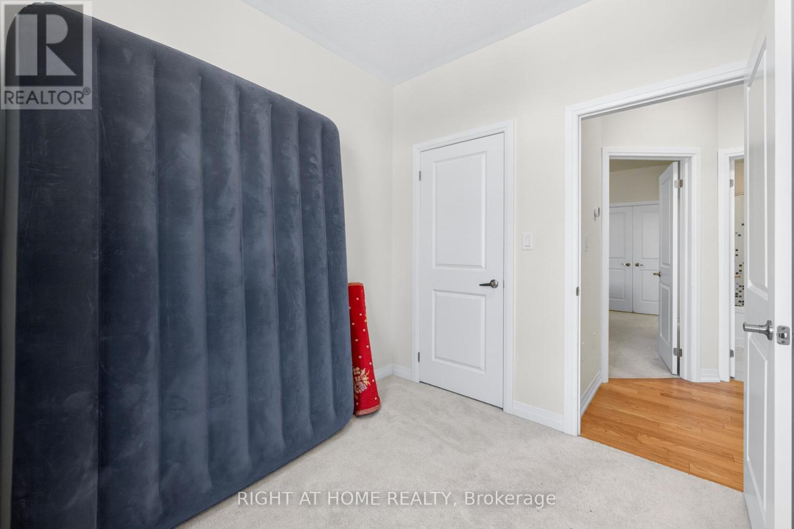 24 Monreau Drive, Brampton, Ontario  L7A 5M1 - Photo 12 - W12982714