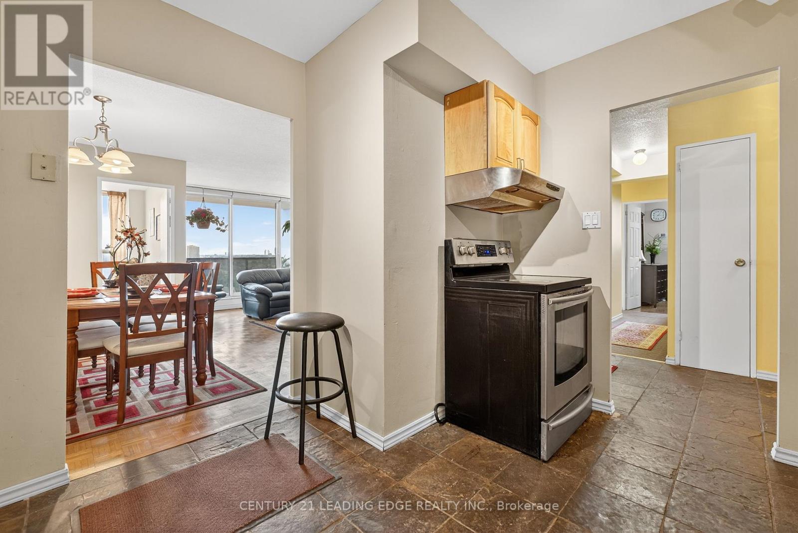 1802 - 85 Emmett Avenue, Toronto, Ontario  M6M 5A2 - Photo 17 - W12982728