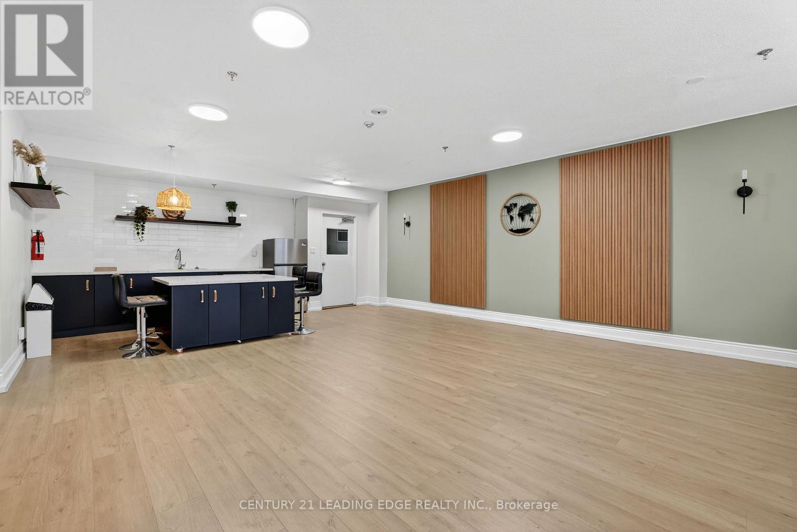 1802 - 85 Emmett Avenue, Toronto, Ontario  M6M 5A2 - Photo 38 - W12982728