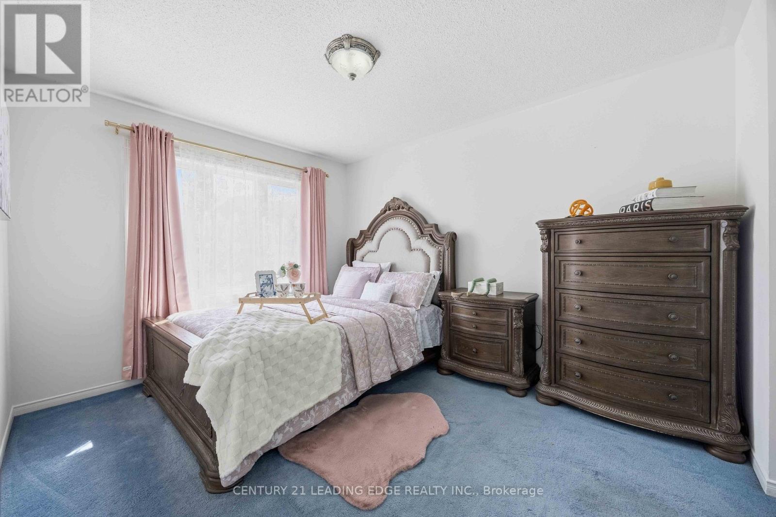 38 Viella Street, Toronto, Ontario  M6N 5C8 - Photo 21 - W12982742