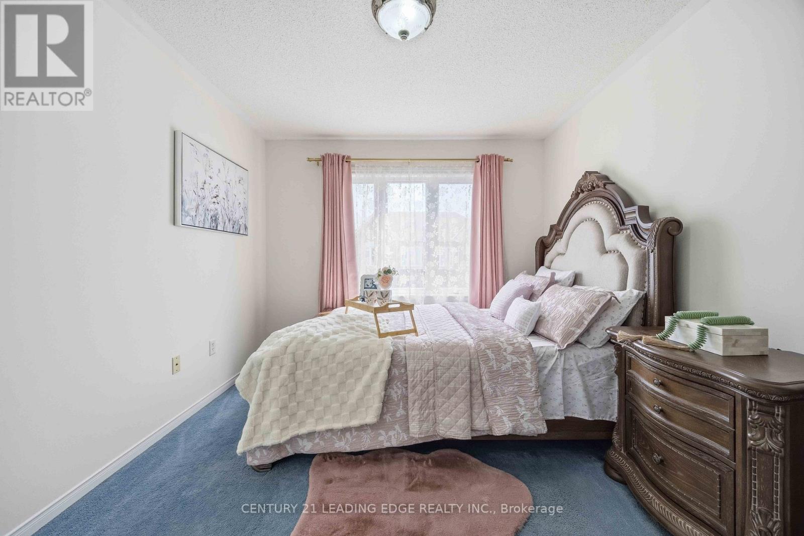 38 Viella Street, Toronto, Ontario  M6N 5C8 - Photo 23 - W12982742