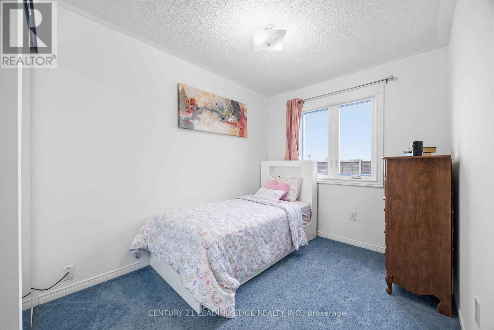 38 Viella Street, Toronto, Ontario  M6N 5C8 - Photo 29 - W12982742