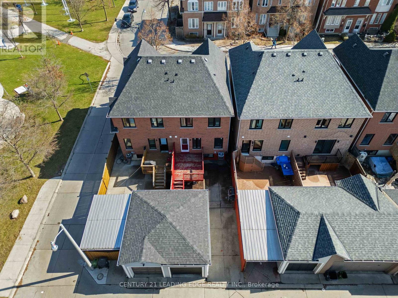 38 Viella Street, Toronto, Ontario  M6N 5C8 - Photo 50 - W12982742