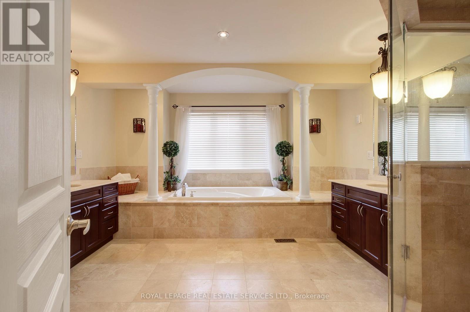 3244 Ribble Crescent, Oakville, Ontario  L6M 0B1 - Photo 19 - W12982744