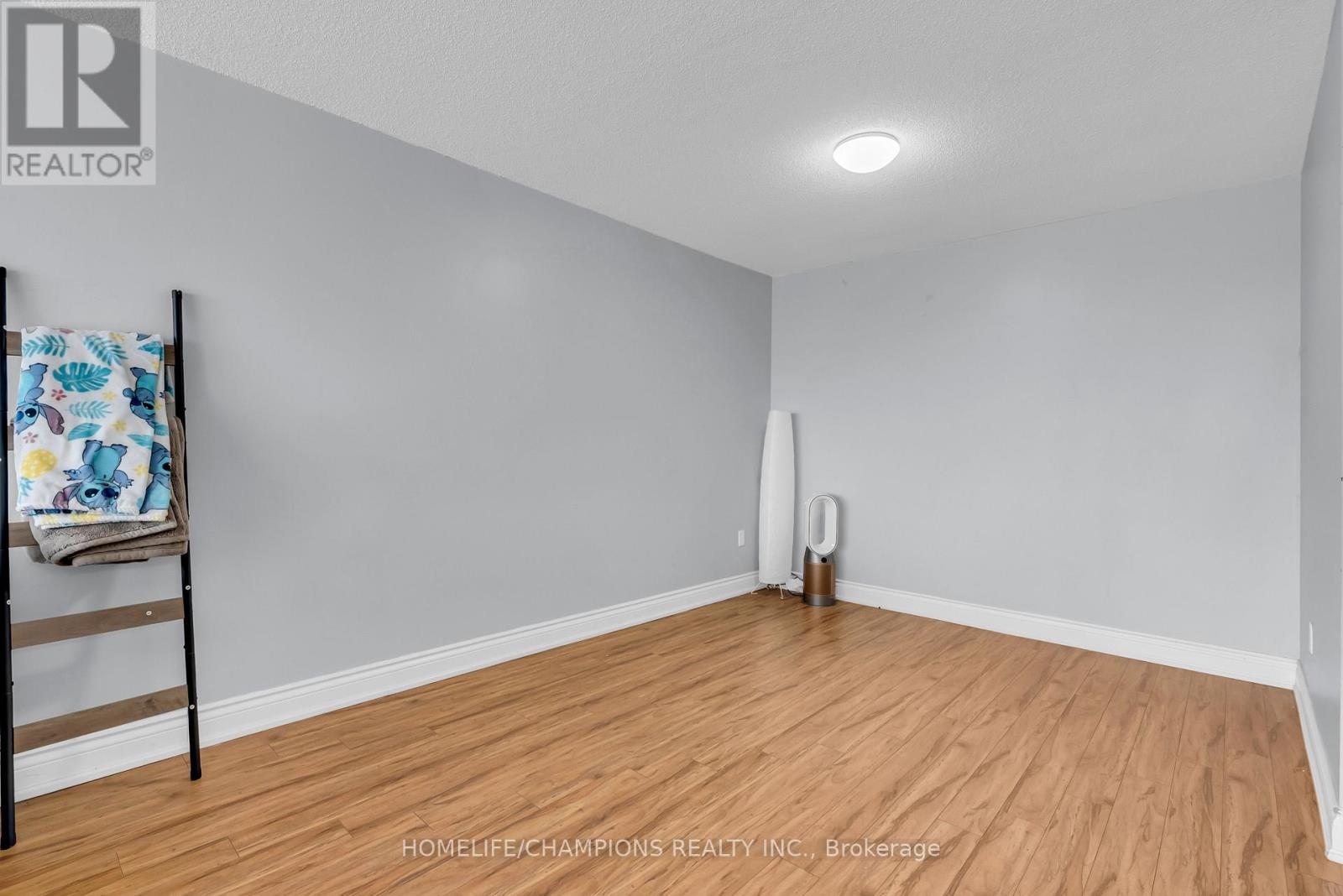 1403 - 5 Rowntree Road, Toronto, Ontario  M9V 5G9 - Photo 15 - W12982768