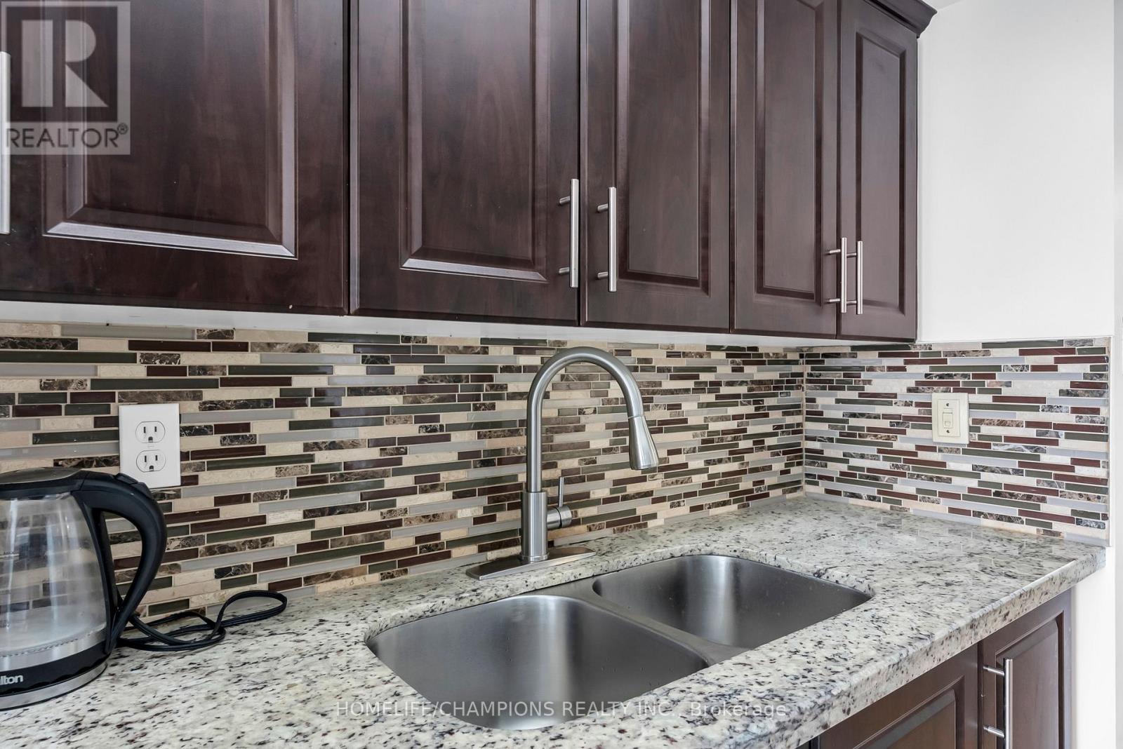 1403 - 5 Rowntree Road, Toronto, Ontario  M9V 5G9 - Photo 30 - W12982768