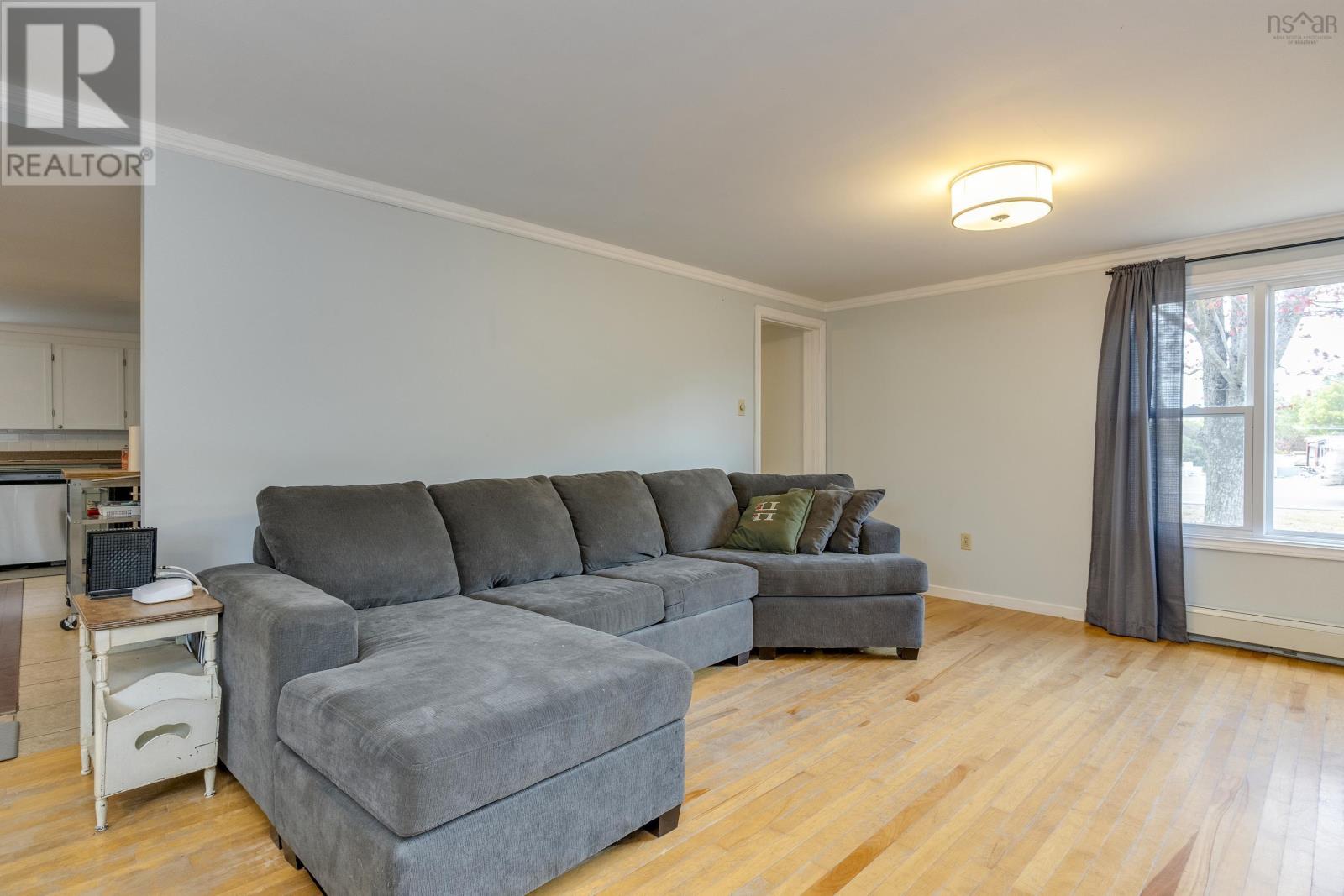 4168 1 Highway, South Berwick, Nova Scotia  B0P 1E0 - Photo 12 - 202607008