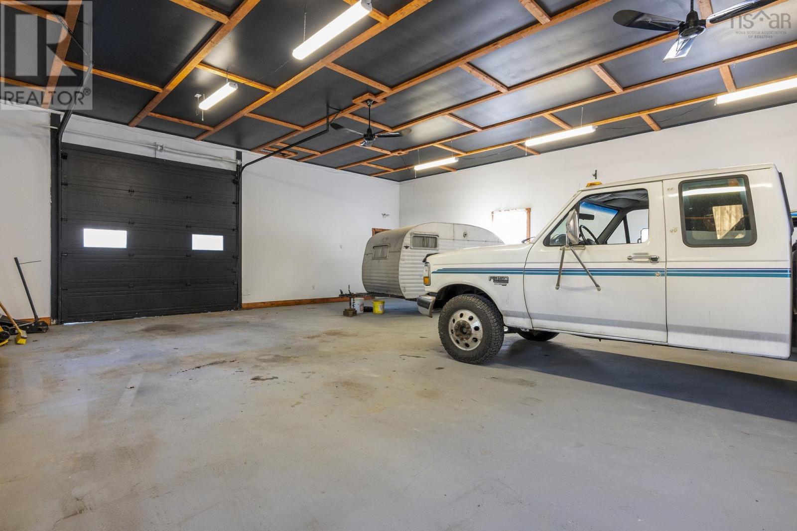 4168 1 Highway, South Berwick, Nova Scotia  B0P 1E0 - Photo 36 - 202607008