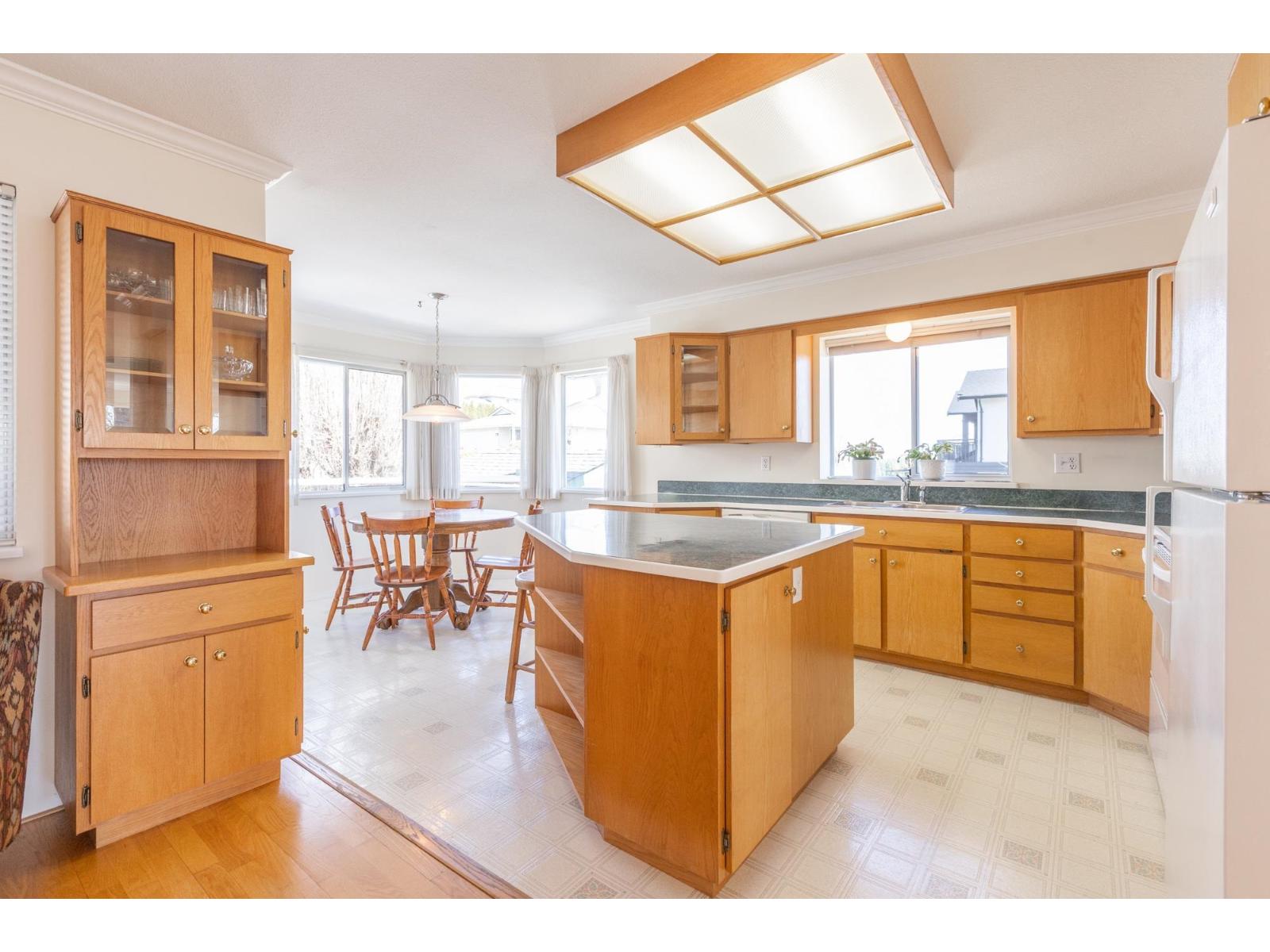 19091 61a Avenue, Surrey, British Columbia  V3S 8C8 - Photo 13 - R3109344