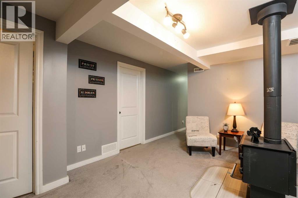 174 S 2 Street W, Magrath, Alberta  T0K 1J0 - Photo 15 - A2299805