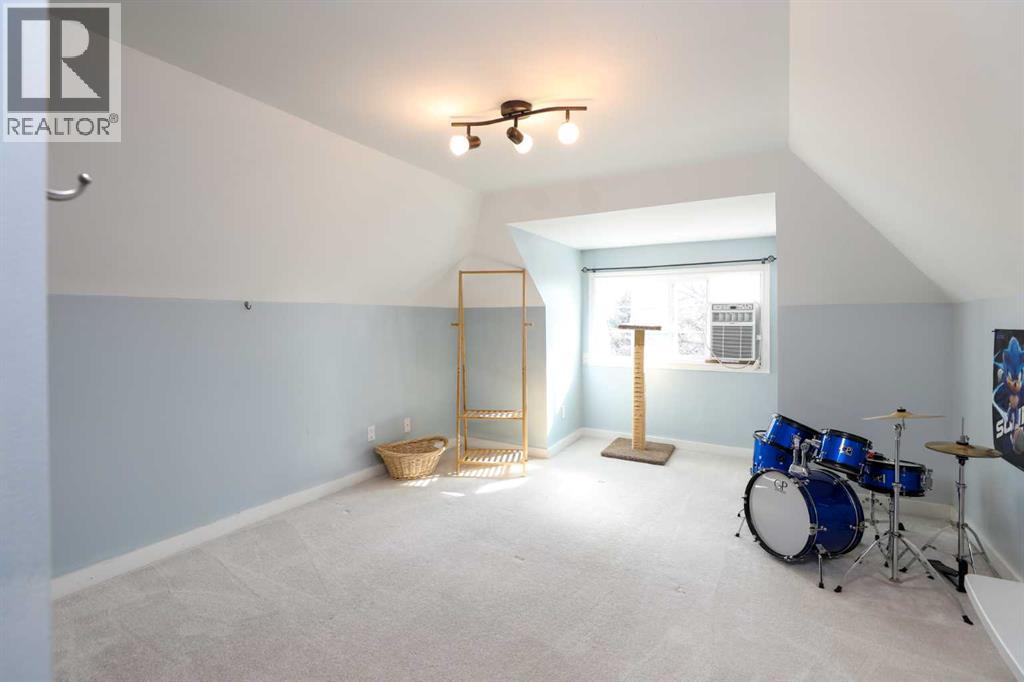 174 S 2 Street W, Magrath, Alberta  T0K 1J0 - Photo 13 - A2299805