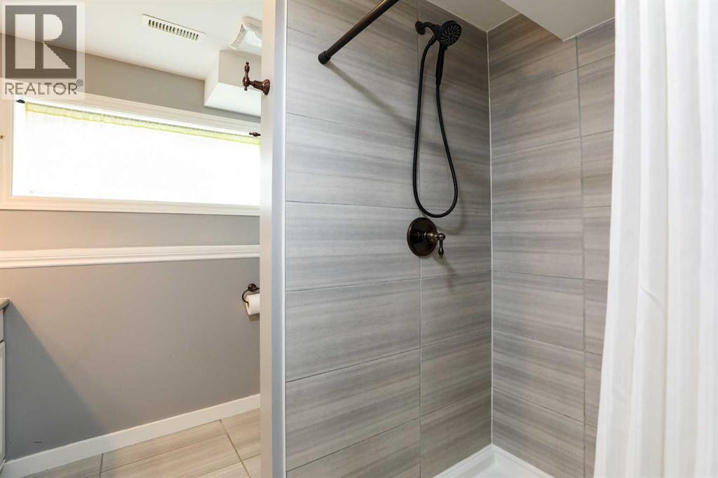 174 S 2 Street W, Magrath, Alberta  T0K 1J0 - Photo 18 - A2299805