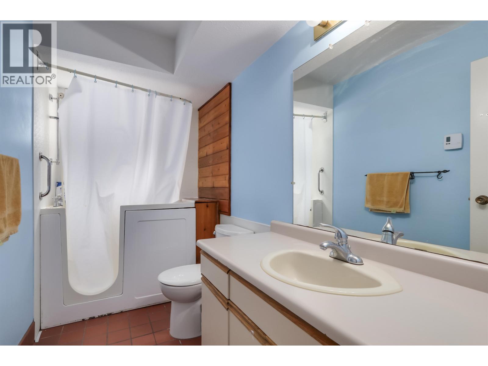 229 W 22nd Street, North Vancouver, British Columbia  V7M 2A2 - Photo 22 - R3107292