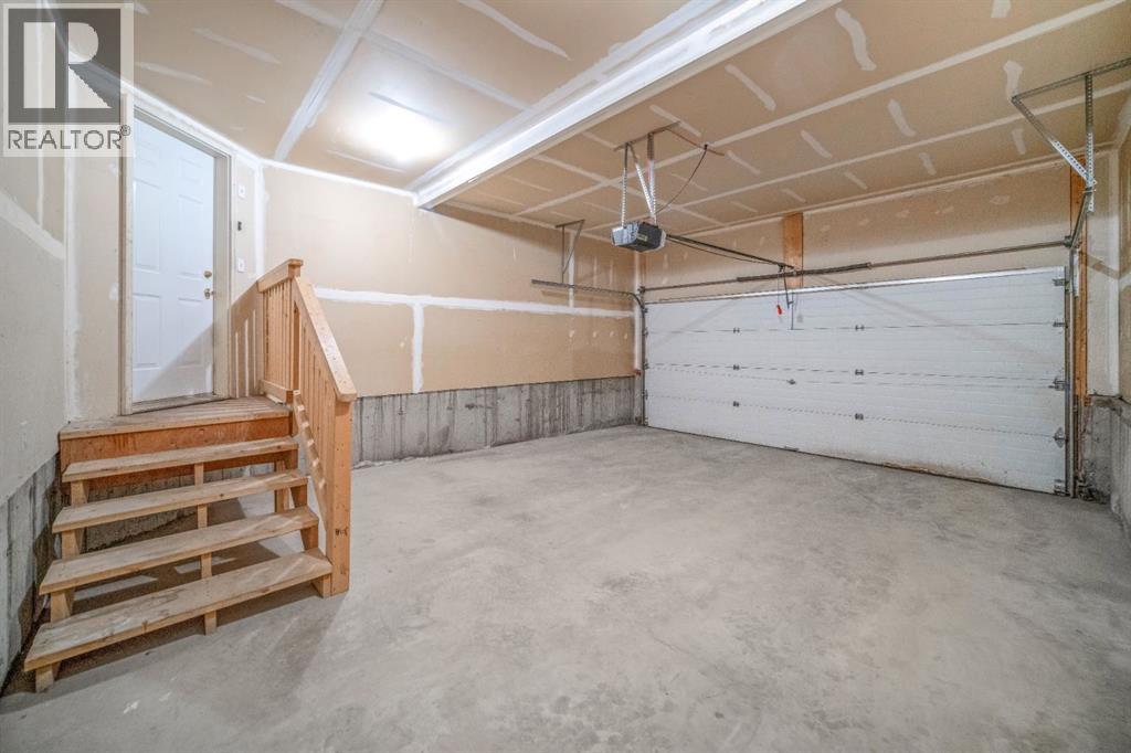 136 Morris, Canmore, Alberta  T1W 2W6 - Photo 23 - A2300455