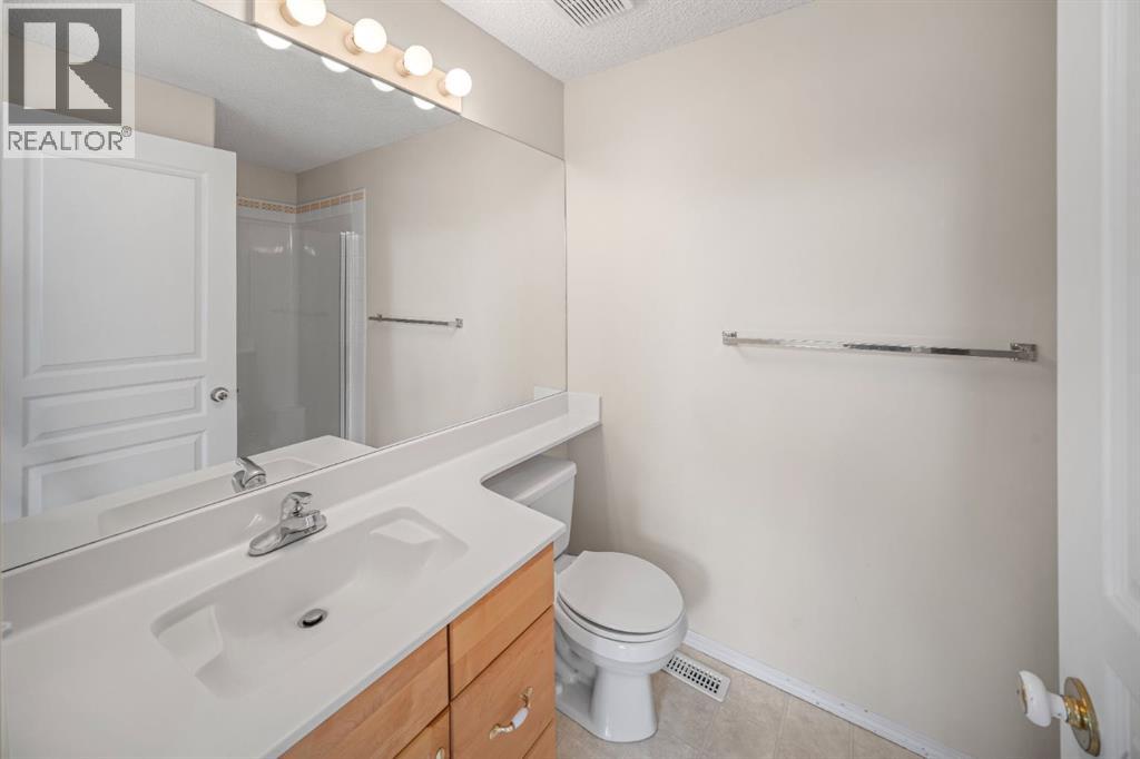 136 Morris, Canmore, Alberta  T1W 2W6 - Photo 36 - A2300455