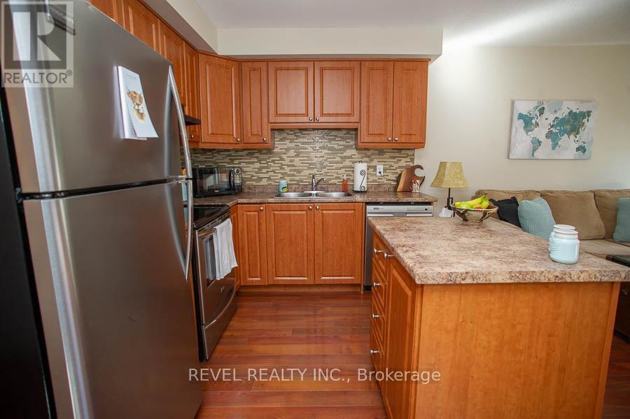 67 - 20 Mcconkey Crescent, Brantford, Ontario  N3S 0C1 - Photo 10 - X12982530