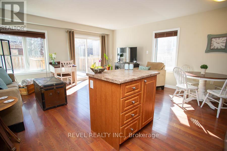 67 - 20 Mcconkey Crescent, Brantford, Ontario  N3S 0C1 - Photo 11 - X12982530