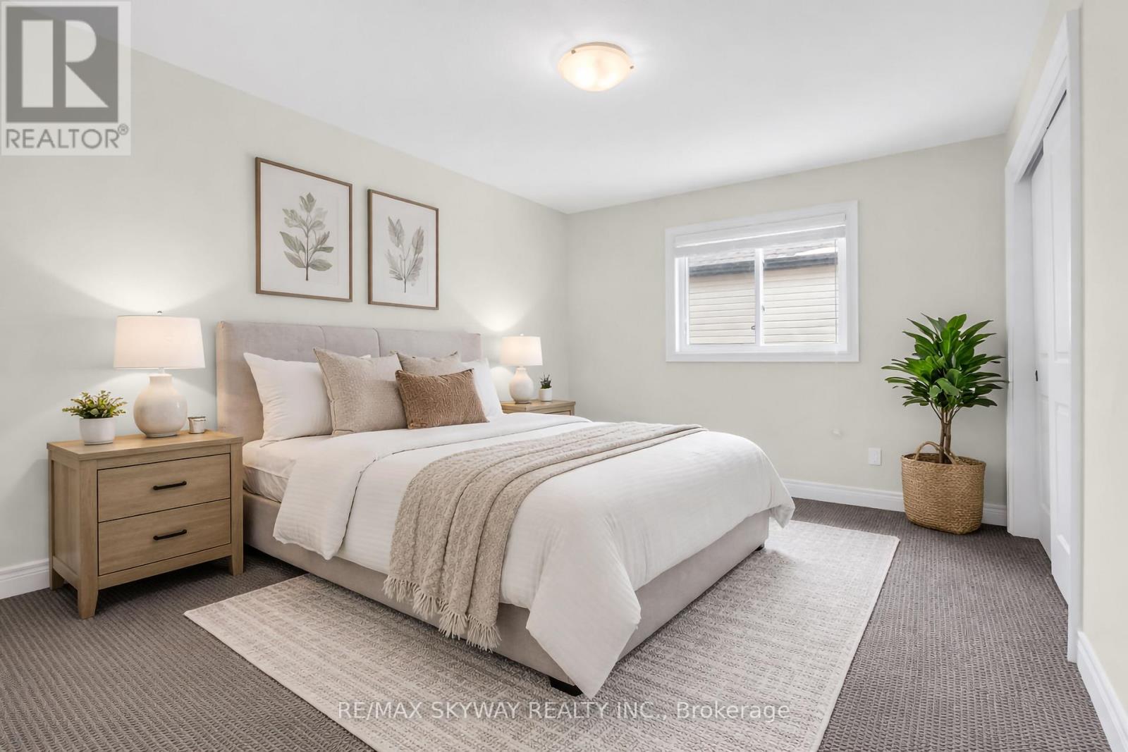 27 Monarch Street, Welland, Ontario  L3C 0E6 - Photo 30 - X12982546