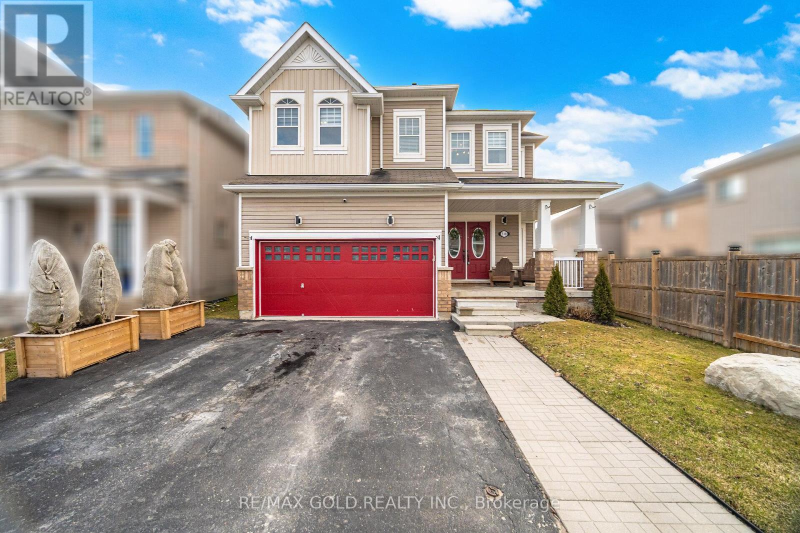 330 Wallace Street, Shelburne, Ontario  L9V 2S2 - Photo 2 - X12982556