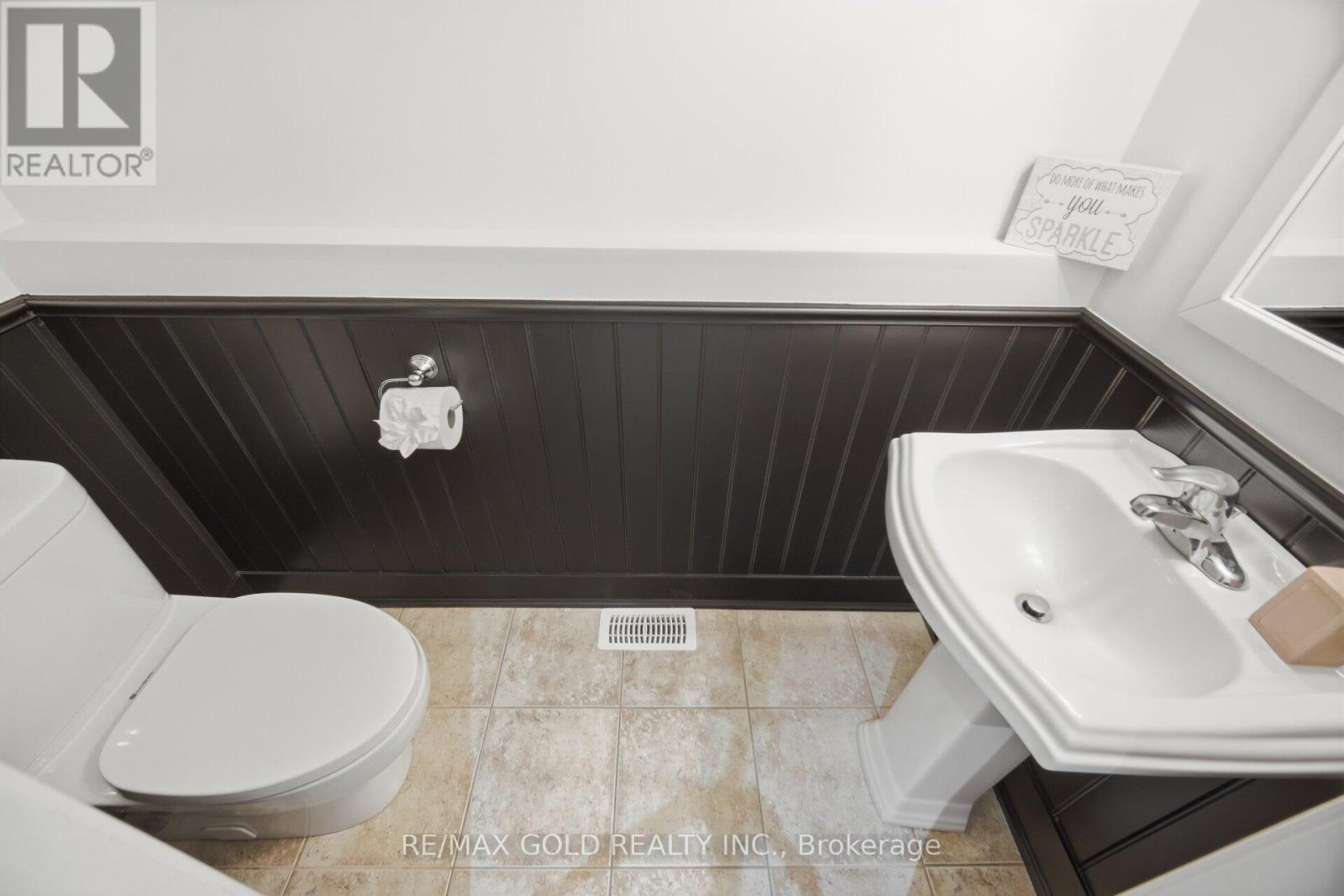 330 Wallace Street, Shelburne, Ontario  L9V 2S2 - Photo 22 - X12982556