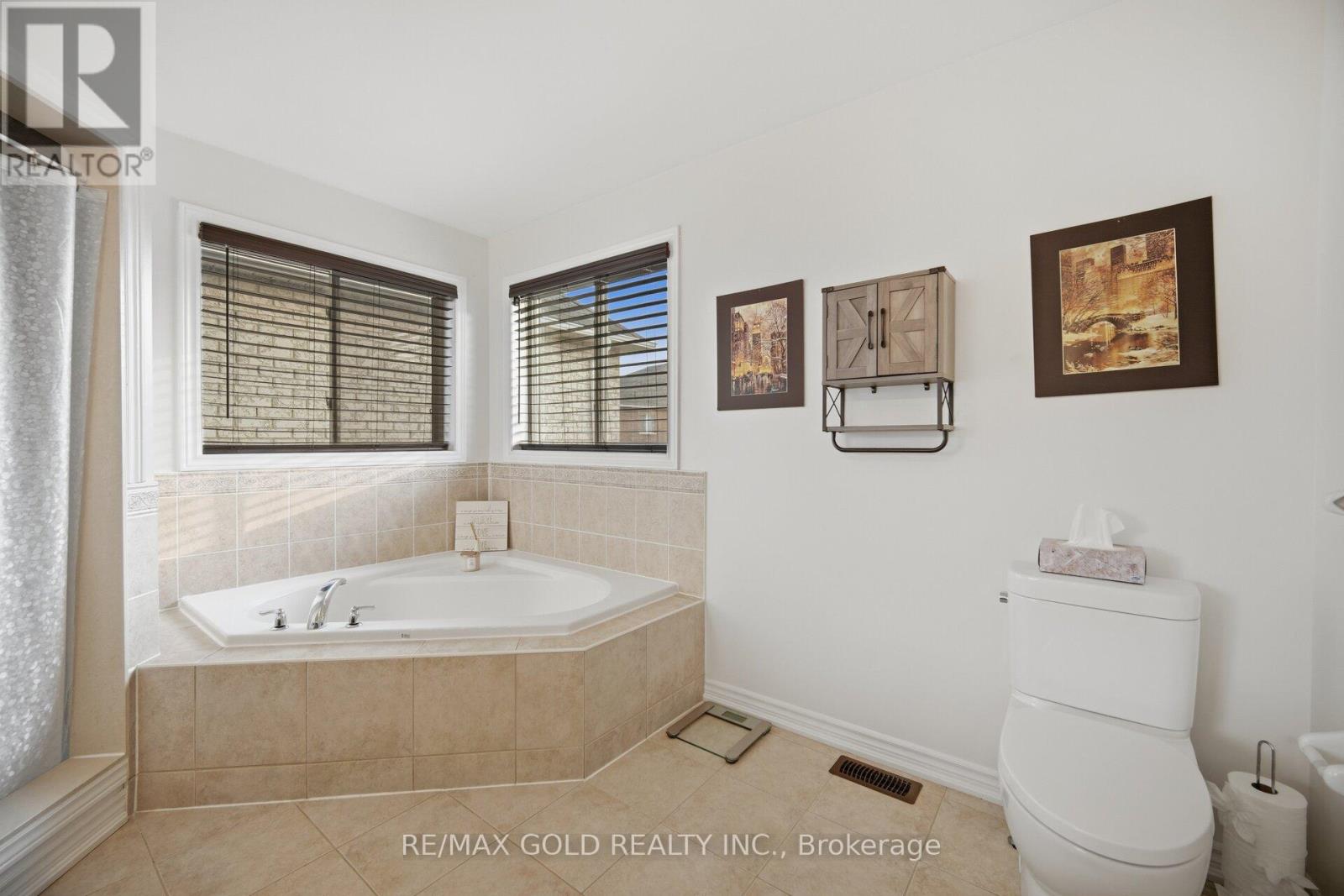 330 Wallace Street, Shelburne, Ontario  L9V 2S2 - Photo 30 - X12982556