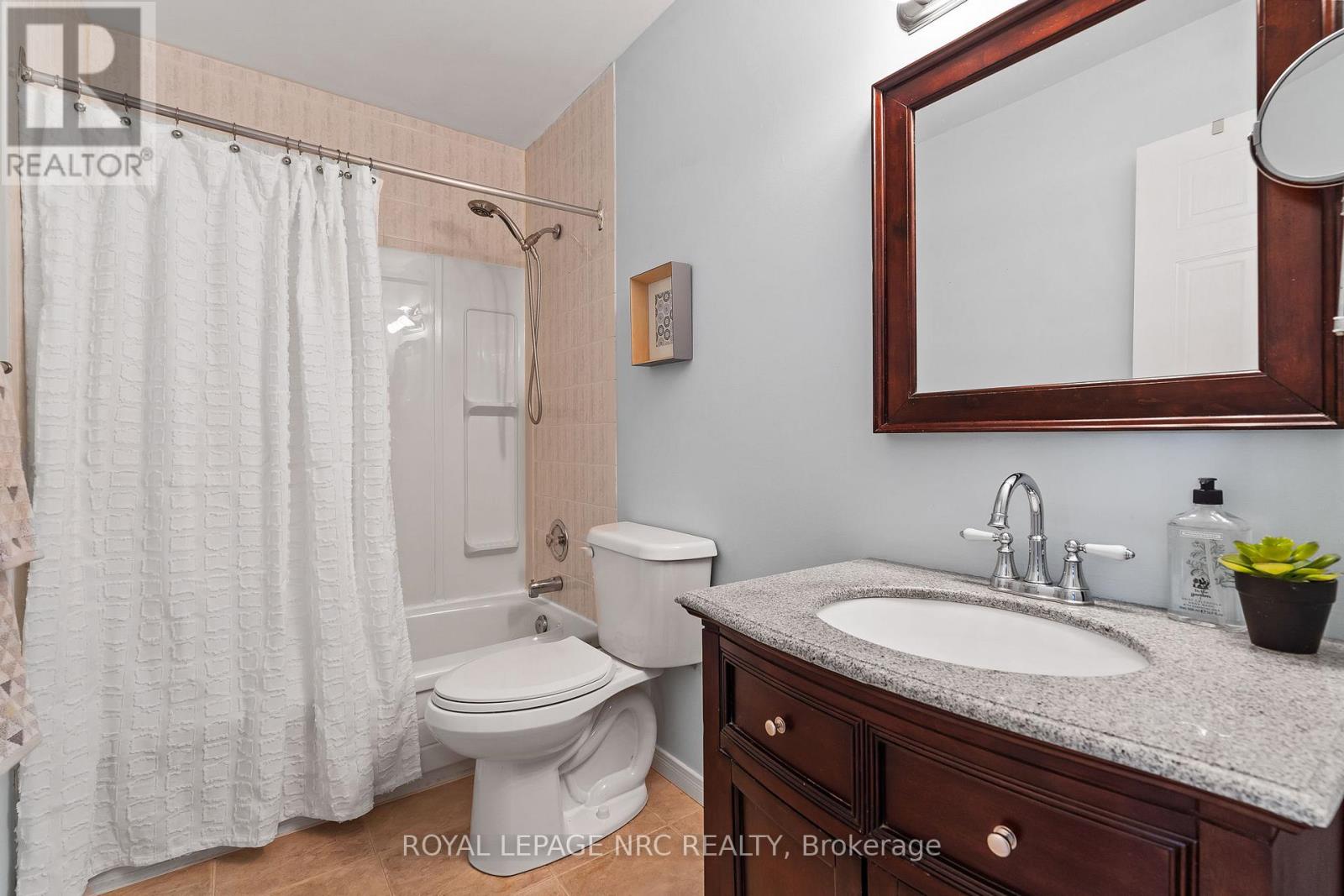 61 - 65 Dorchester Boulevard, St. Catharines, Ontario  L2M 7T1 - Photo 20 - X12982576