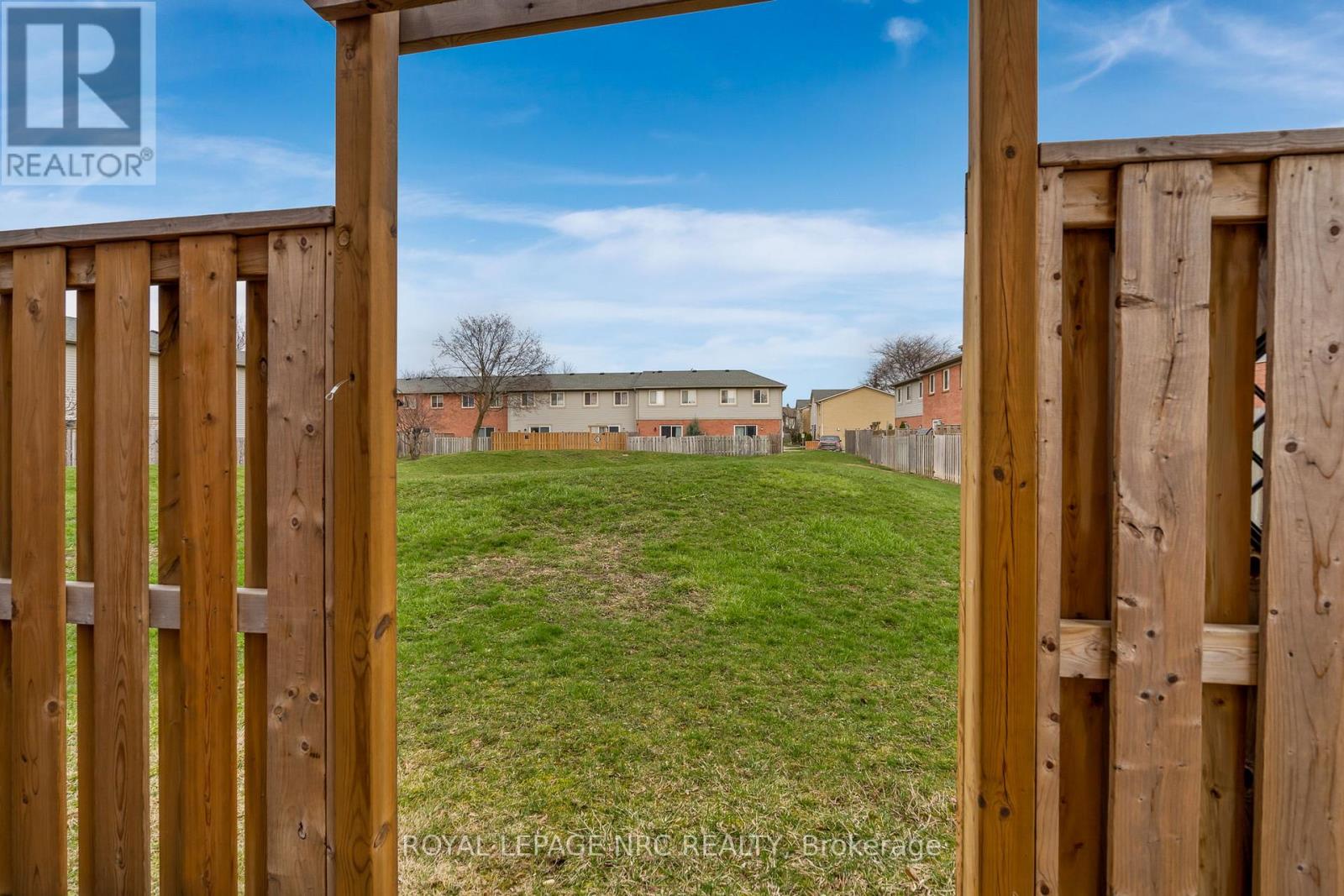 61 - 65 Dorchester Boulevard, St. Catharines, Ontario  L2M 7T1 - Photo 30 - X12982576