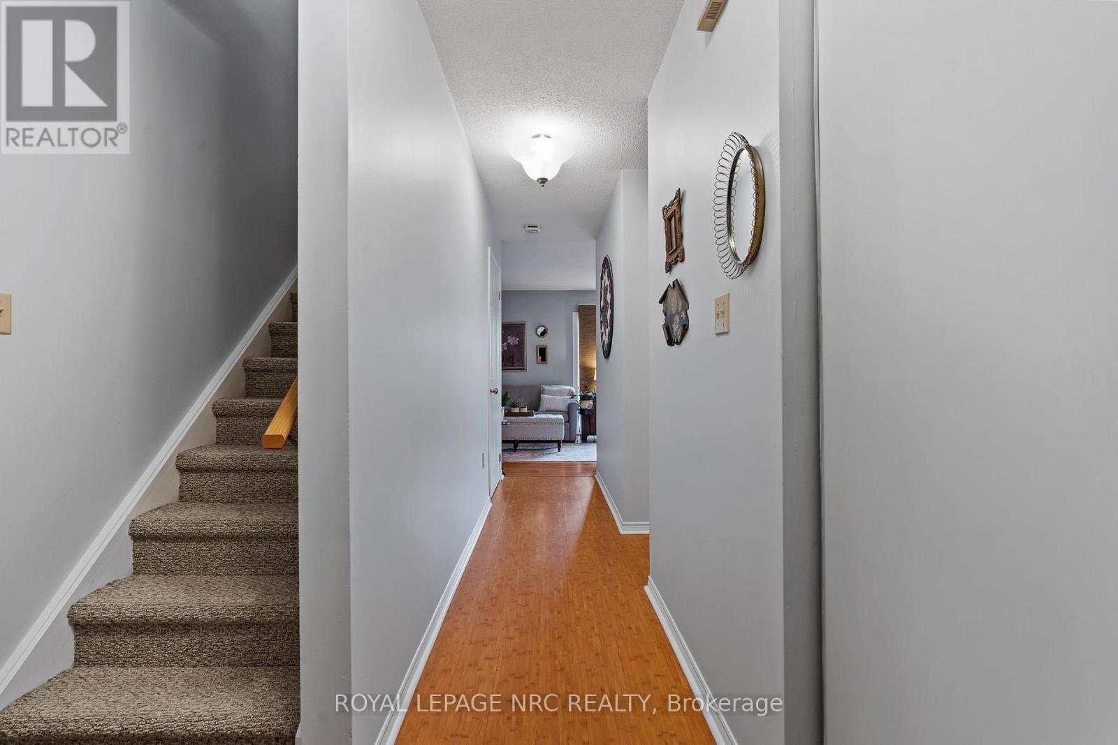 61 - 65 Dorchester Boulevard, St. Catharines, Ontario  L2M 7T1 - Photo 5 - X12982576