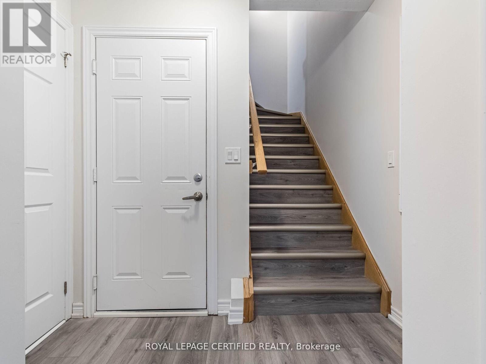 596 Linden Drive, Cambridge, Ontario  N3H 0C9 - Photo 7 - X12982614