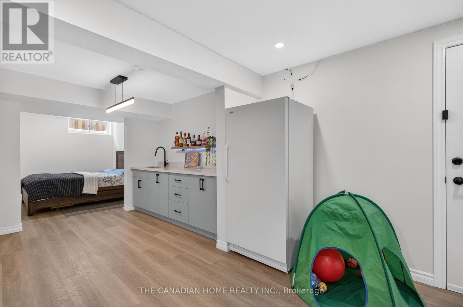 339 Kerwood Drive, Cambridge, Ontario  N3C 4M2 - Photo 33 - X12982626